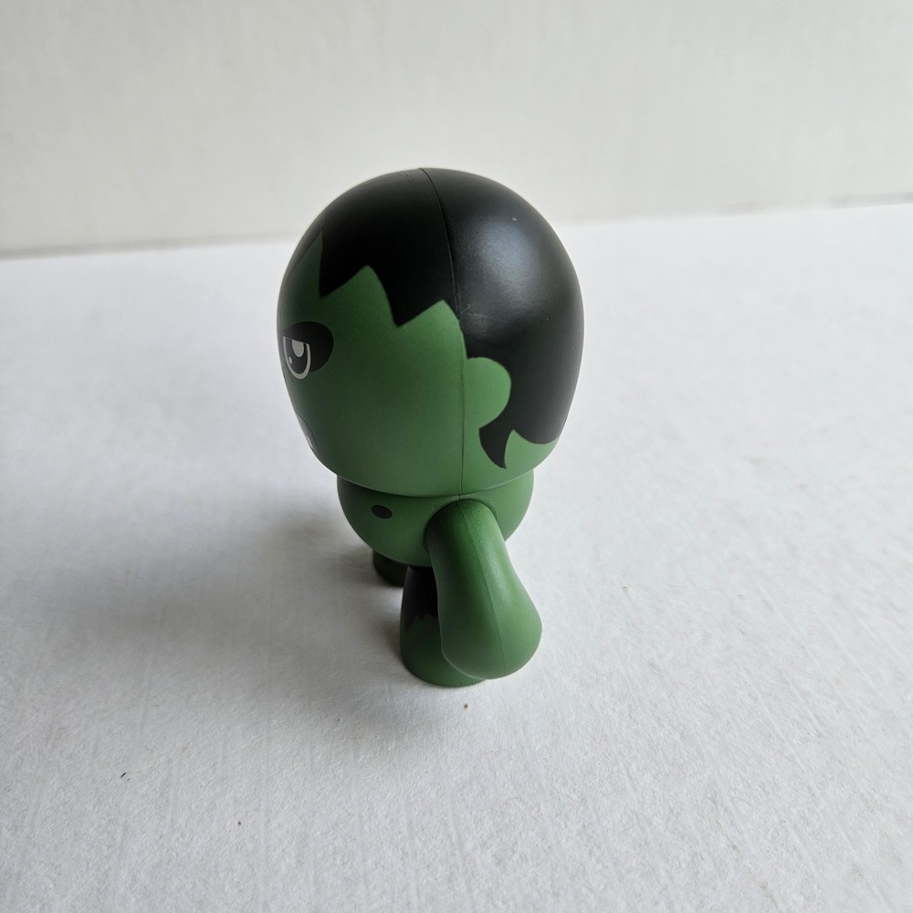 Marvel Mighty Muggs Hulk Vinyl Figure 2011 Hasbro Mini Collectible Toy 3.5 Inch - Picture 3 of 6